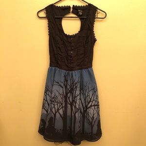 Disney Alice in wonderland dress